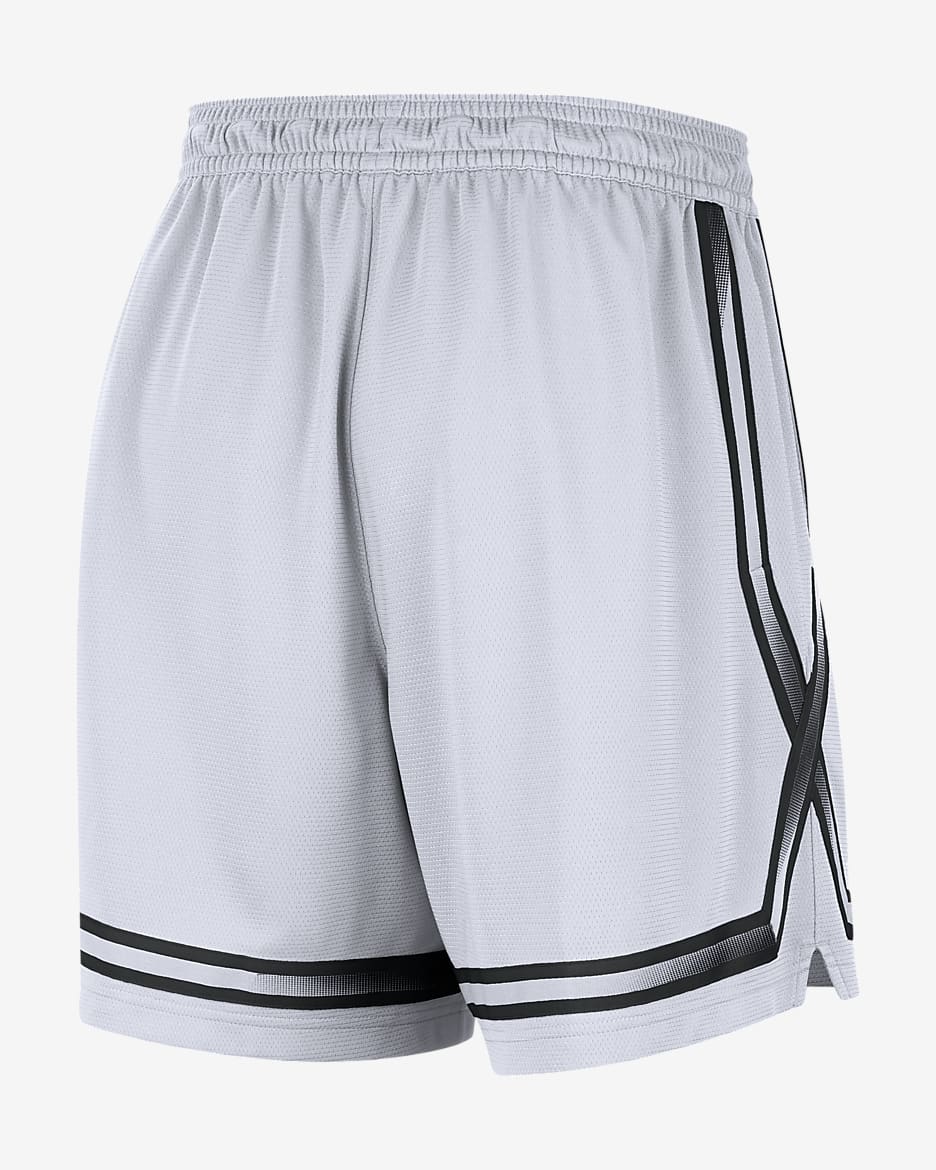 Nike pantaloncini basket donna online